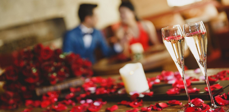 ROMANTIC GETAWAY PACKAGE ROMANTIC GETAWAY PACKAGE